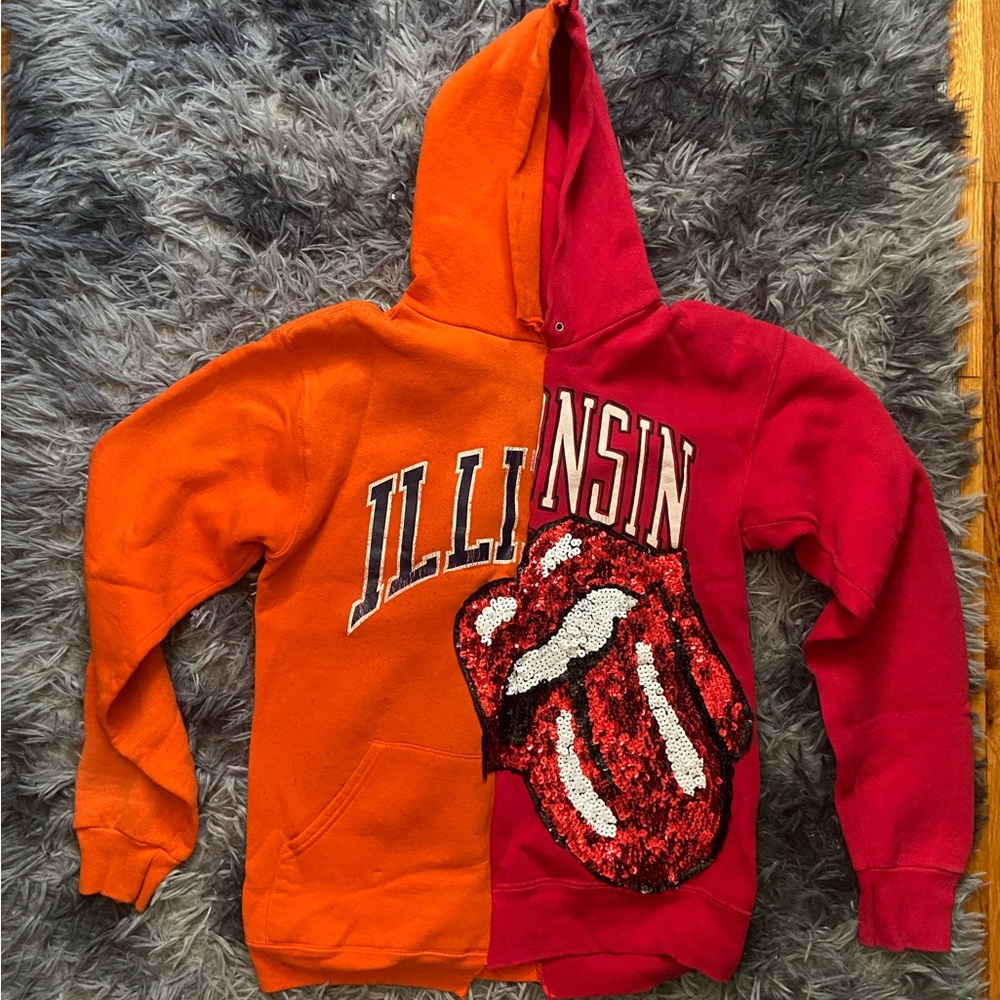 TWO TONE VINTAGE COLLEGE PULLOVER